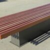 Parkbank Armas 6 Design parkbank Armas. Verzinkt stalen frame afgewerkt met houten latten van fsc hardhout.